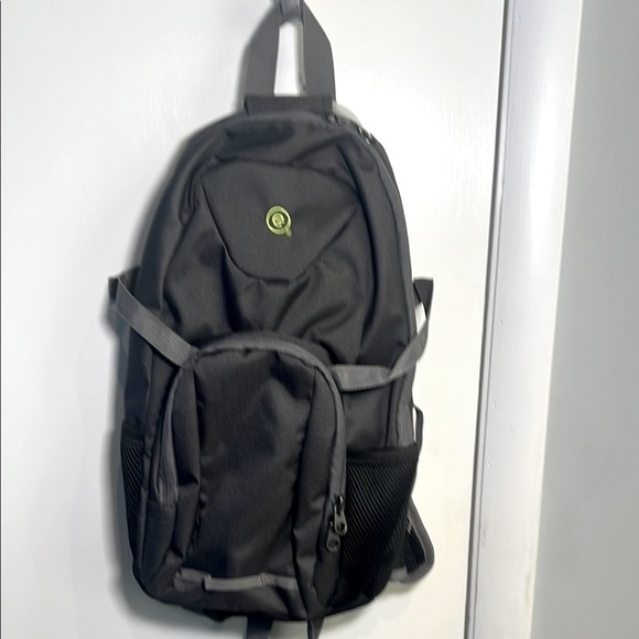 Gray Hydration Back Pack‎ -Ecogear (Water Dog) - Picture 2 of 7